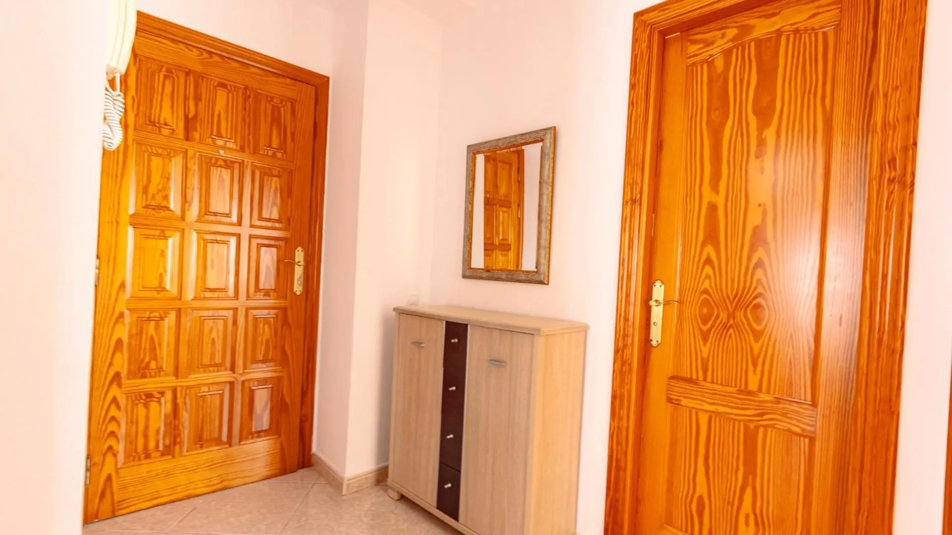 Apartamento Junto La Playa 格兰塔拉雅