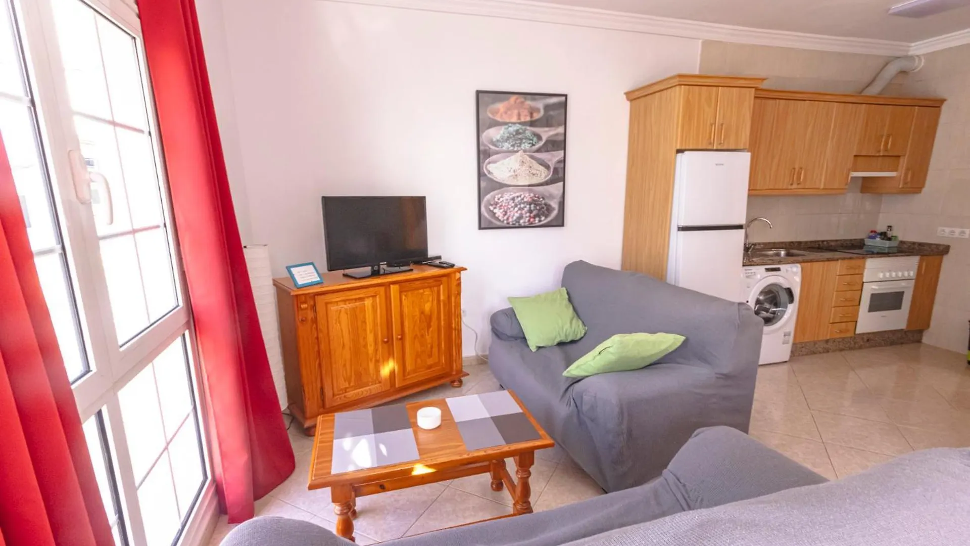 Apartamento Junto La Playa 格兰塔拉雅
